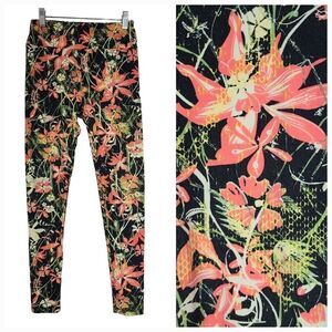 LuLaRoe Coral Lily One Size (2-10) Butter Soft Legging Floral Print Stretch Pant